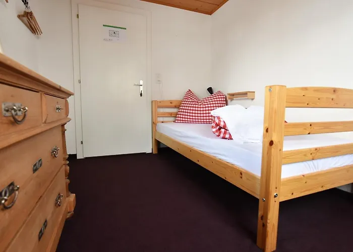 Alpina Alojamento de Acomodação e Pequeno-almoço Tschiertschen