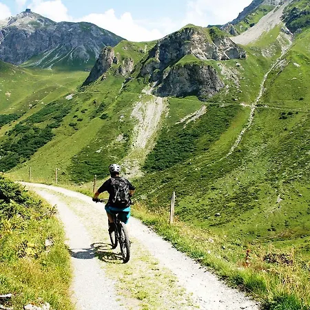 Alpina 3* Чирчен